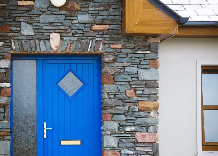 Mountain View House *